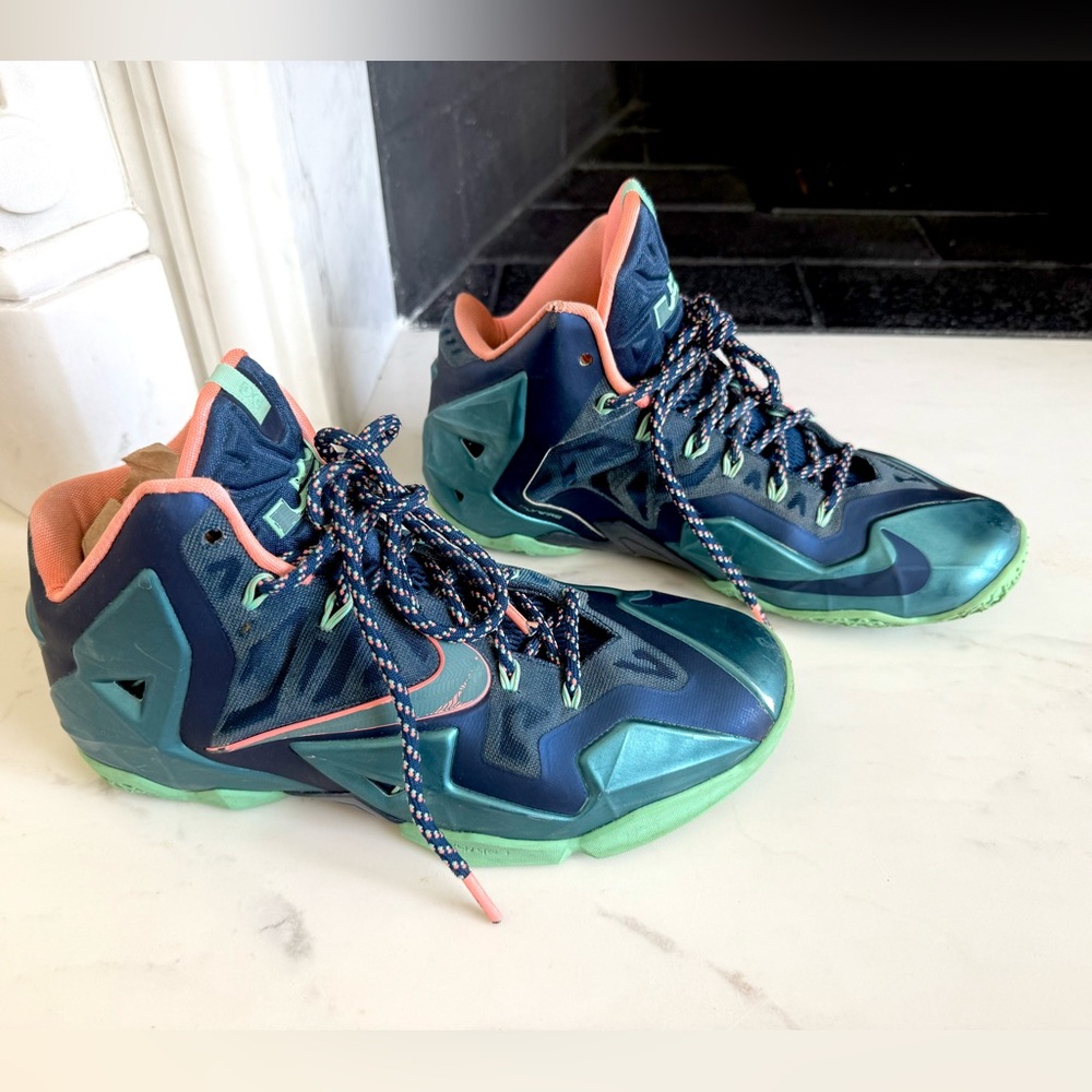 Nike Lebron X1 Akron Vs Miami Men Basketball Sneakers Shoes Size 8.5